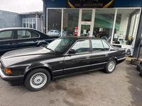 Gebraucht BMW 730 187 PS (137 kW) 1990 Schwarz Limousine