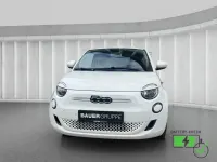 Gebraucht Fiat 500e 86 kW (118 PS) 2024 Weiß Kleinwagen