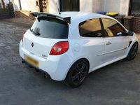 Gebraucht Renault Clio II 197 PS (144 kW) 2009 Weiß Kleinwagen