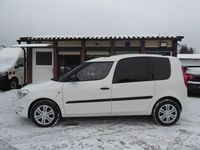 Gebraucht Skoda Roomster 75 PS (55 kW) 2012 Weiß Van / Kleinbus
