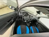 Gebraucht Ford Fiesta 70 PS (51 kW) 2005 Silber Kleinwagen