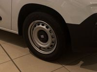 Gebraucht Fiat Doblò 102 PS (75 kW) 2024 Weiß Van / Kleinbus