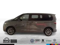 Gebraucht VW Multivan Life 150 PS (110 kW) 2023 Van / Kleinbus