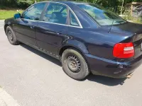 Second-hand Audi A4 193 CP (141 kW) 1998 Albastru Berlinǎ