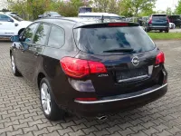 Gebraucht Opel Astra 140 PS (102 kW) 2012 Braun Kombi
