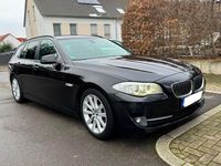 Gebraucht BMW 525 218 PS (160 kW) 2011 Schwarz Kombi