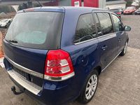 Gebraucht Opel Zafira Edition 150 PS (110 kW) 2011 Blau Van / Kleinbus