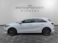 Neu Kia Ceed 140 PS (102 kW) 2025 (wd) casa white s Kleinwagen