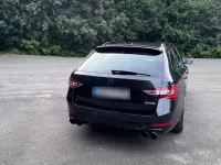 Gebraucht Skoda Superb SportLine 179 PS (131 kW) 2017 Schwarz Kombi