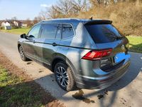 Gebraucht VW Tiguan Allspace Comfortline 150 PS (110 kW) 2019 Grau SUV
