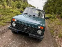 Gebraucht Lada niva 83 PS (61 kW) 2009 Grün SUV