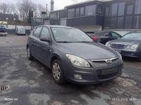 Gebraucht Hyundai i30 Comfort 109 PS (80 kW) 2007 Steel gray Kleinwagen