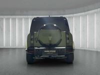 Gebraucht Land Rover Defender SE Dynamic 249 PS (183 kW) 2026 Woolstone green metallic SUV