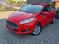 Gebraucht Ford Fiesta Titanium 80 PS (58 kW) 2013 Rot Limousine