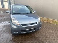 Gebraucht Daihatsu Sirion 91 PS (66 kW) 2011 Grau Kleinwagen