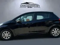 Gebraucht Peugeot 208 82 PS (60 kW) 2017 Schwarz Kleinwagen
