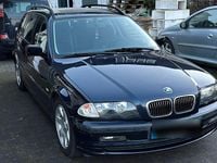 Second-hand BMW 320 150 CP (110 kW) 2000 Albastru Break
