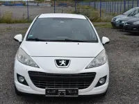 Gebraucht Peugeot 207 Premium 120 PS (88 kW) 2011 Weiß Limousine