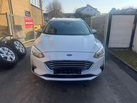 Gebraucht Ford Focus Cool & Connect 120 PS (88 kW) 2020 Weiß Limousine