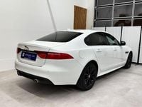 Gebraucht Jaguar XF 300 PS (220 kW) 2018 Weiß Limousine