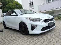 Gebraucht Kia Ceed Vision 140 PS (102 kW) 2019 Carraraweiß Kleinwagen