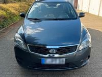 Gebraucht Kia Ceed 90 PS (66 kW) 2010 Grau Kleinwagen