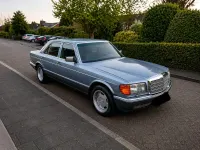 Używany Mercedes E300 180 KM (132 kW) 1990 Niebieski Sedan/Limuzyna