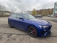 Gebraucht Maserati Levante 349 PS (256 kW) 2019 Blau SUV