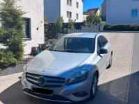 Używany Mercedes A180 Style 122 KM (89 kW) 2012 Srebrny Sedan/Limuzyna