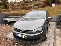 Gebraucht VW Golf VI 122 PS (89 kW) 2010 Grau Kleinwagen