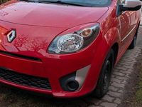 Gebraucht Renault Twingo 75 PS (55 kW) 2011 Rot Kleinwagen