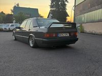 Gebraucht Mercedes 190 126 PS (92 kW) 1990 Grau Limousine