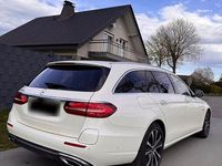 Gebraucht Mercedes E300 306 PS (225 kW) 2020 Weiß Limousine
