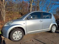 Gebraucht Daihatsu Sirion 91 PS (66 kW) 2007 Silber Kleinwagen