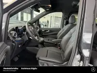 Gebraucht Mercedes V300 Avantgarde 237 PS (174 kW) 2025 Graphitgrau Van / Kleinbus