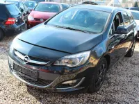 Gebraucht Opel Astra Innovation 165 PS (121 kW) 2013 Schwarz Kombi