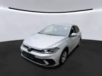 Gebraucht VW Polo Basis 80 PS (58 kW) 2023 Silber Kleinwagen