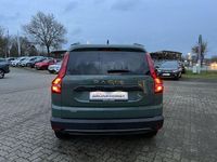 Gebraucht Dacia Jogger Extreme 141 PS (103 kW) 2025 Safarigrüngrau Van / Kleinbus