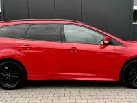 Gebraucht Ford Focus ST-Line 125 PS (91 kW) 2018 Rot Kombi