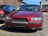 Gebraucht Volvo S60 140 PS (102 kW) 2001 Rot Limousine
