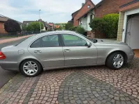 Gebraucht Mercedes E350 272 PS (200 kW) 2005 Silber Limousine