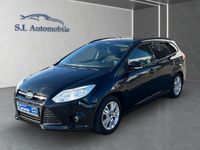 Gebraucht Ford Focus Trend 105 PS (77 kW) 2011 Pantherschwarz metallic Kombi