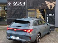 Neu Cupra Leon 150 PS (110 kW) 2025 Blau Limousine
