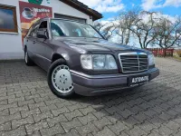 Gebraucht Mercedes E280 193 PS (141 kW) 1993 Violet Kombi