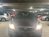 Gebraucht Ford Focus 140 PS (102 kW) 2009 Blau Kleinwagen