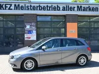 Używany Mercedes B200 156 KM (114 kW) 2012 Szary Minivan