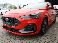 Gebraucht Ford Focus ST 280 PS (205 kW) 2026 Racered Limousine