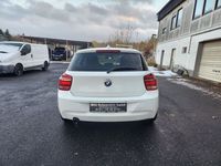 Gebraucht BMW 114 102 PS (75 kW) 2012 Weiß Kleinwagen