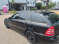 Gebraucht Mercedes C200 163 PS (119 kW) 2001 Schwarz Kombi