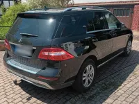 Gebraucht Mercedes ML250 204 PS (150 kW) 2011 Schwarz SUV